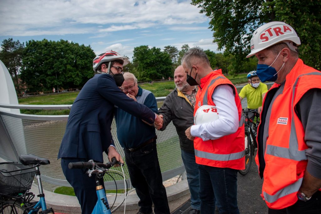 Cyklisti na pešej zóne: Zapojte sa v piatok do veľkej cyklodiskusie