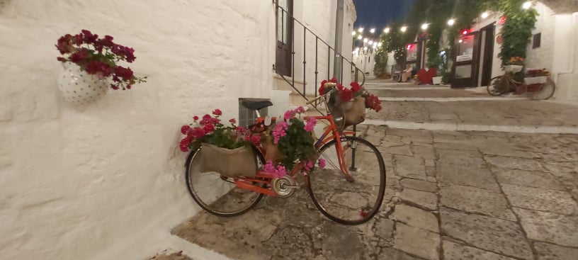 Pozdravujeme z rozprávkového mestečka Alberobello v Puglii