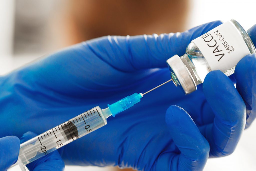 Zdravie: NSK predĺžil zmluvu s poskytovateľmi výjazdového očkovania