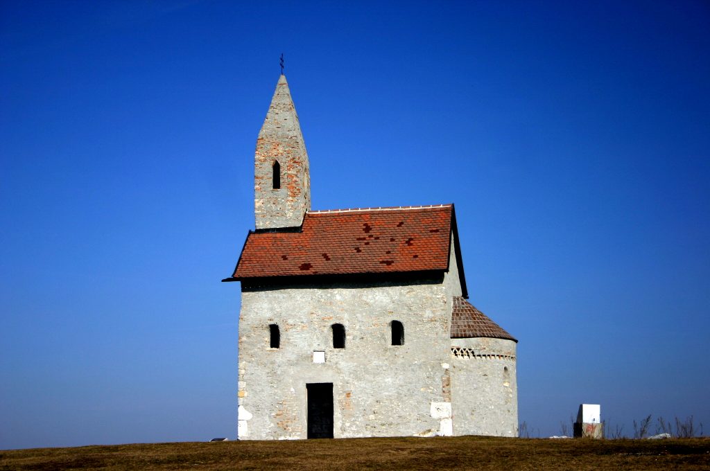 Desiatky pútnikov absolvovalo púť z Dražoviec na Nitriansky hrad
