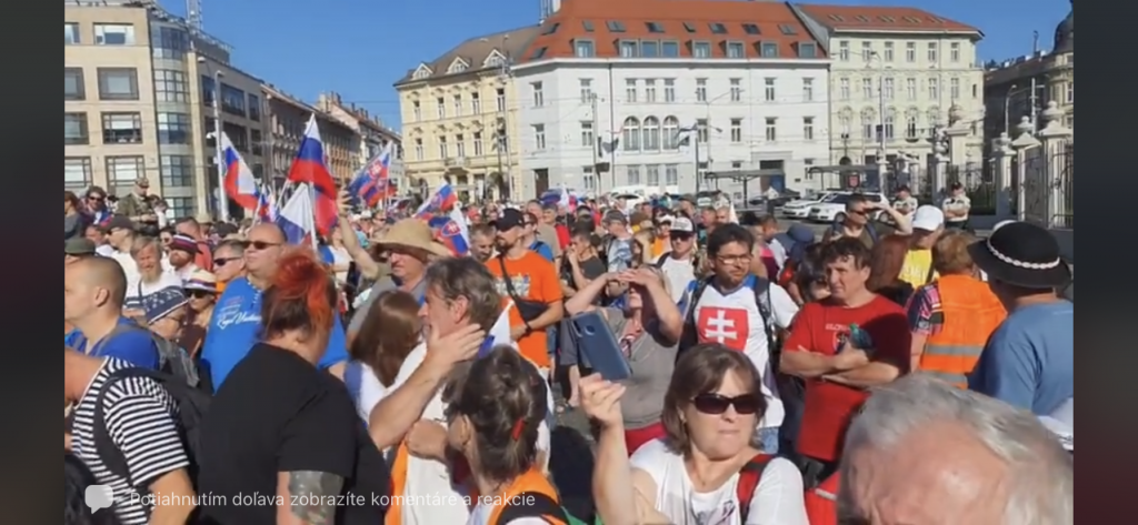 Dnes: Štrajk proti opatreniam v Bratislave (foto)