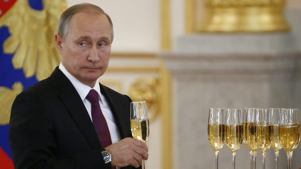 Francúzski výrobcovia šampanského žiadajú o pomoc pre nový ruský zákon