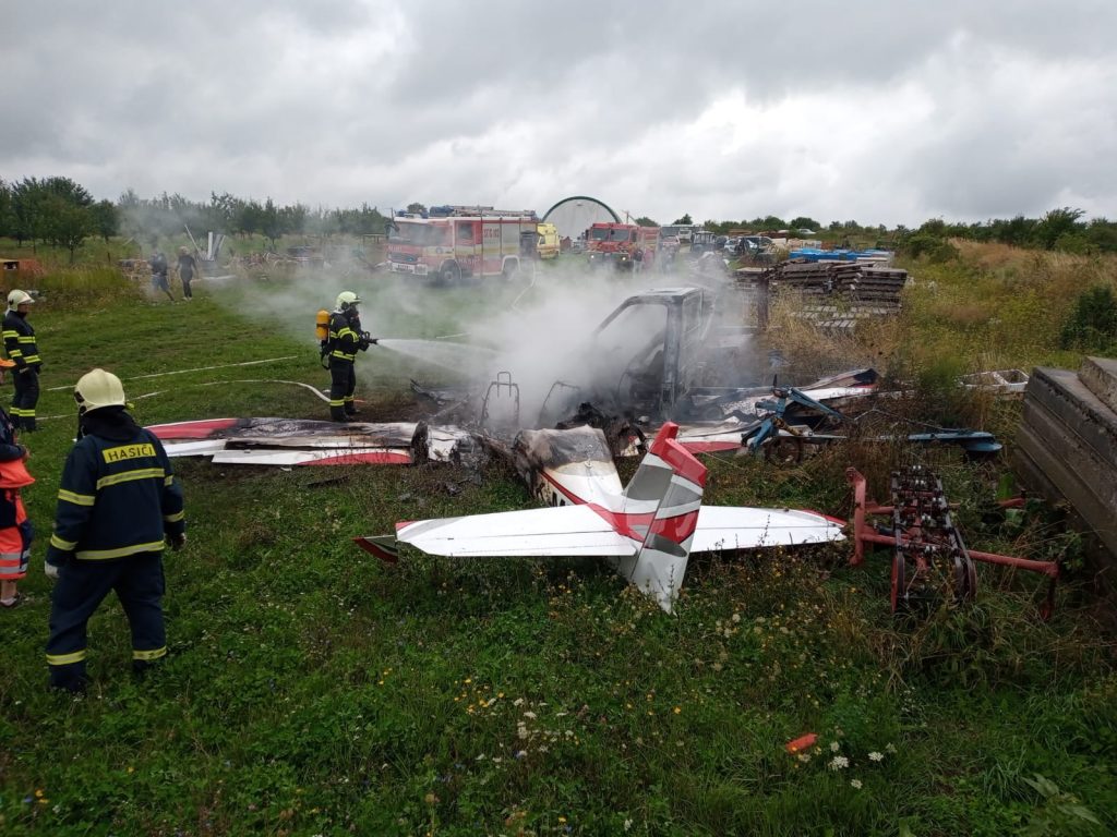 TRAGÉDIA: Pri páde lietadla pri Skalici zahynuli tri osoby