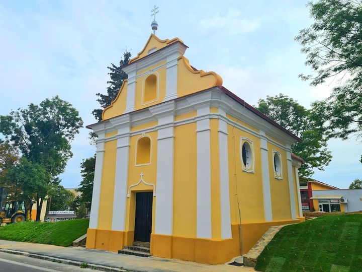 Topoľčany: Zrenovovali kaplnku Panny Márie Karmelskej