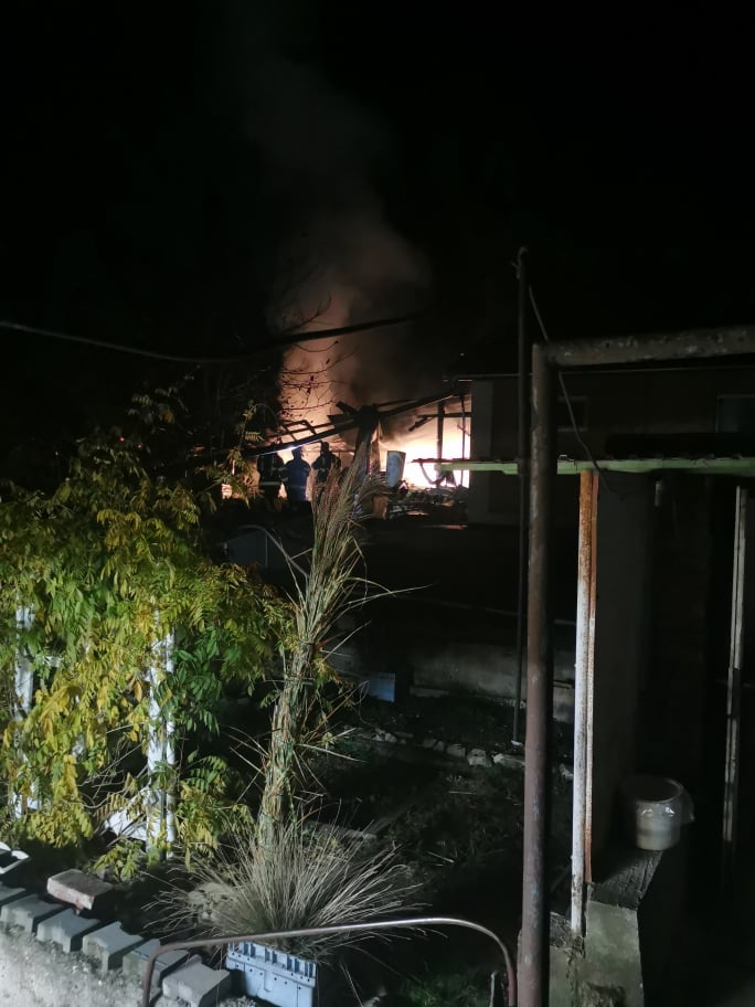 Ivanka pri Nitre: Zhorela dielňa a časť rodinného domu