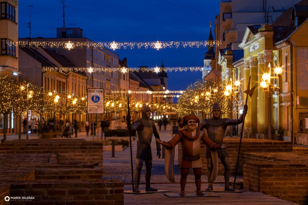 Vianočná Trnava - rozsvietené celé mesto