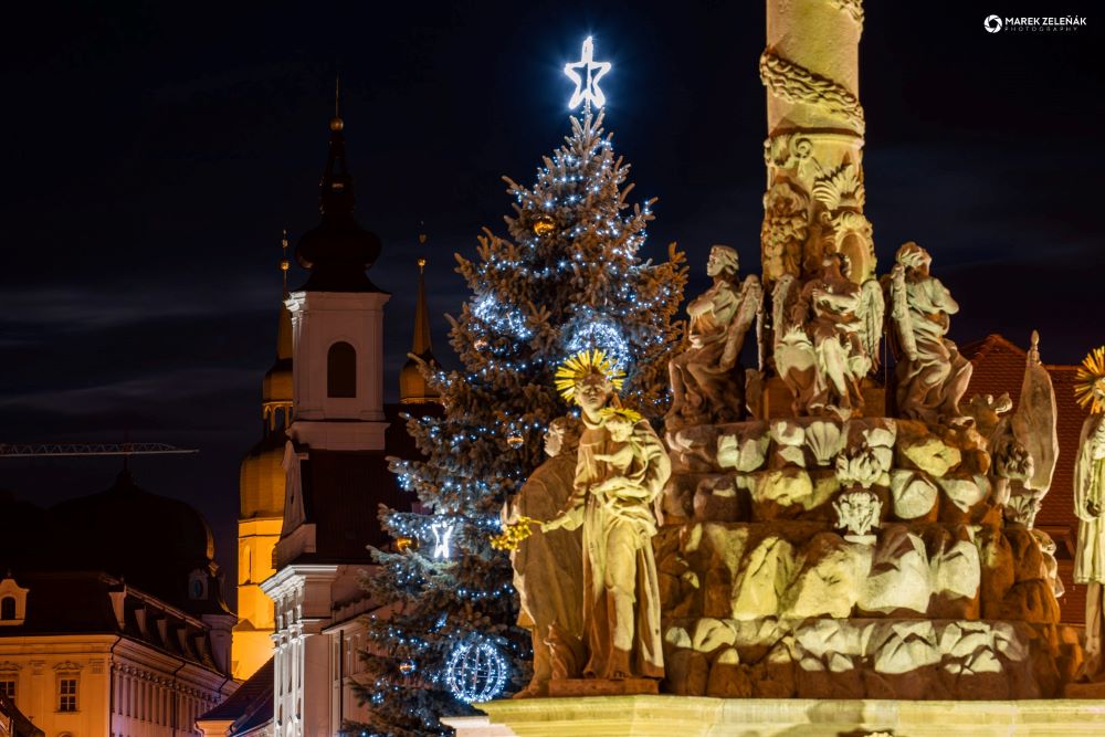Vianočná Trnava - rozsvietené celé mesto