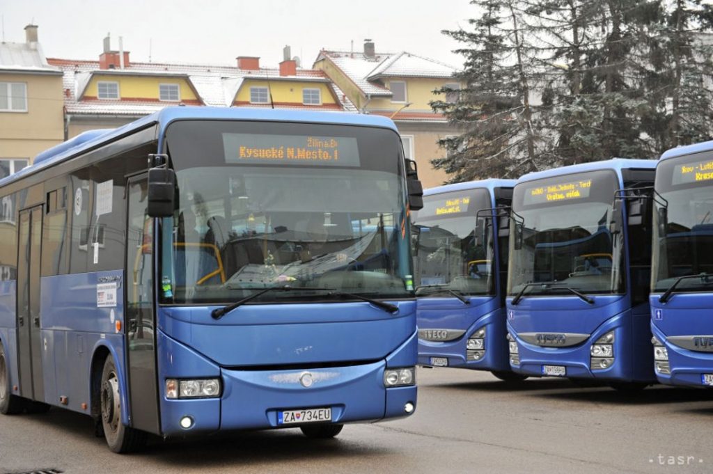 Autobusová doprava: Po sprivatizovaní prešla veľkými zmenami a modernizáciou