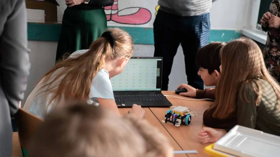 Školy v NITRE získali nové VYBAVENIE: Cieľom podpory je zlepšenie digitálnych zručností detí