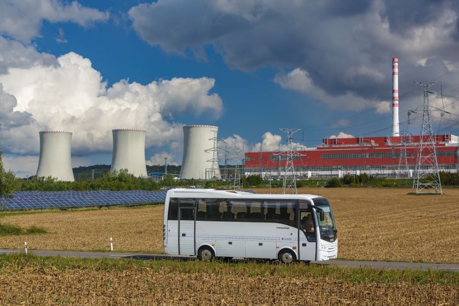 MOCHOVCE: Tretí blok uvádzajú do prevádzky, Slovensko sa z hľadiska výroby elektriny tento rok stane energeticky sebestačné