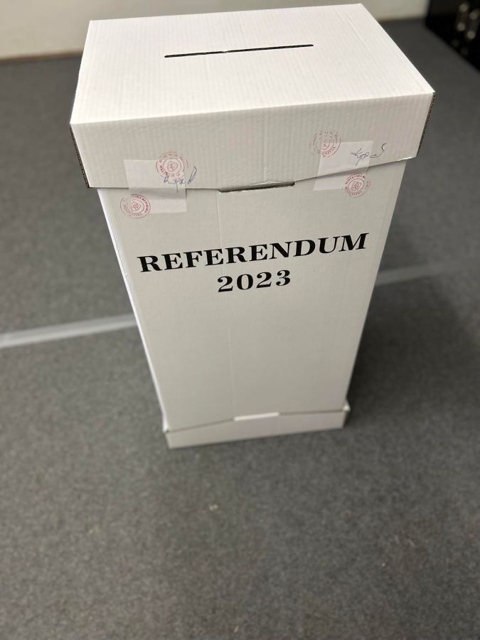 V referende za ZMENU ústavy podľa výsledkov referenda hlasovalo 97,51 percenta zúčastnených