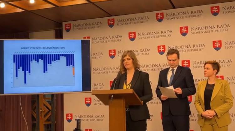 Veronika Remišová: Poslanecké návrhy zmien zákonov sú HITPARÁDOU populizmu! Hrozí nám "grécka cesta"!