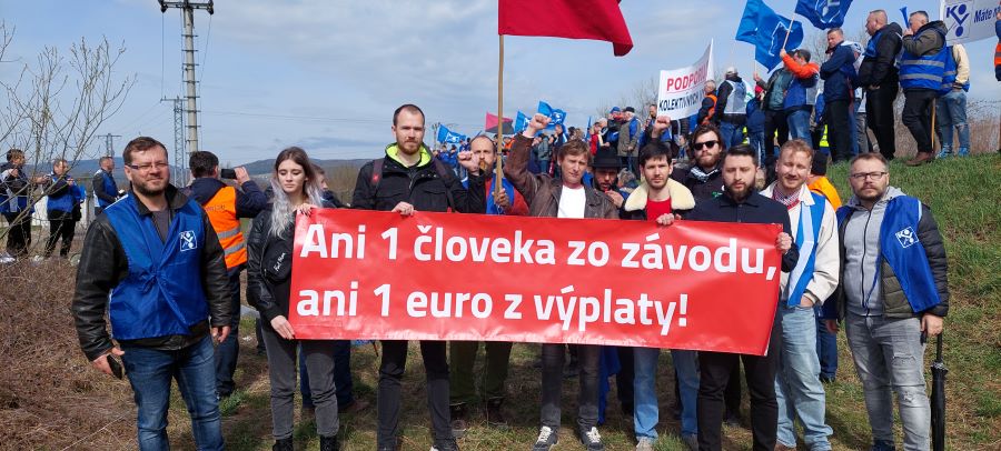 V Beluši proti svojvôli zamestnávateľa: Protestovalo sa za všetkých zamestnancov na Slovensku