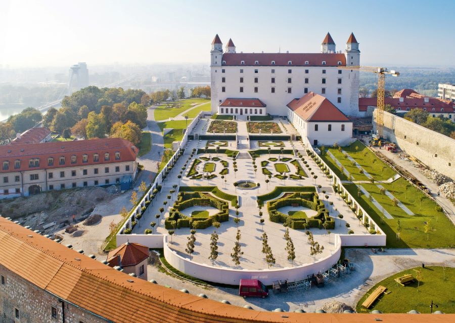 Tip na výlet: Bratislava ponúka turistom množstvo atrakcií, ísť sa pozrieť na TOTO sa ale určite oplatí do celého kraja