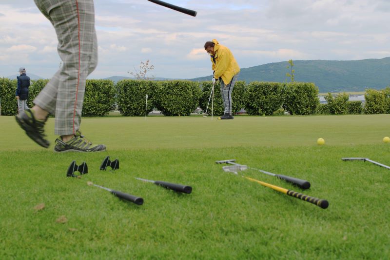 RED OAK Golf Club: Táto hra si vyžaduje koncentráciu, trpezlivosť a schopnosť myslieť i konať strategicky