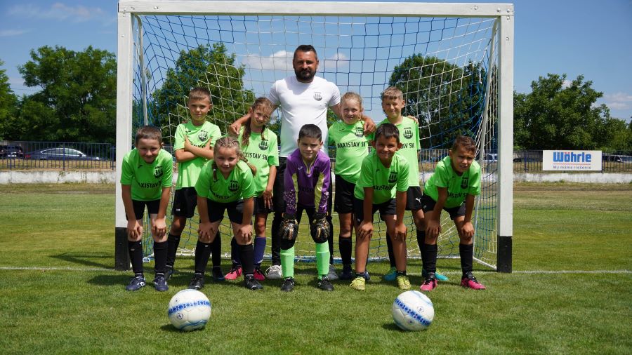 Z turnaja v Šuranoch odchádzali najspokojnejšie detské futbalové talenty z Detvy a Komárna